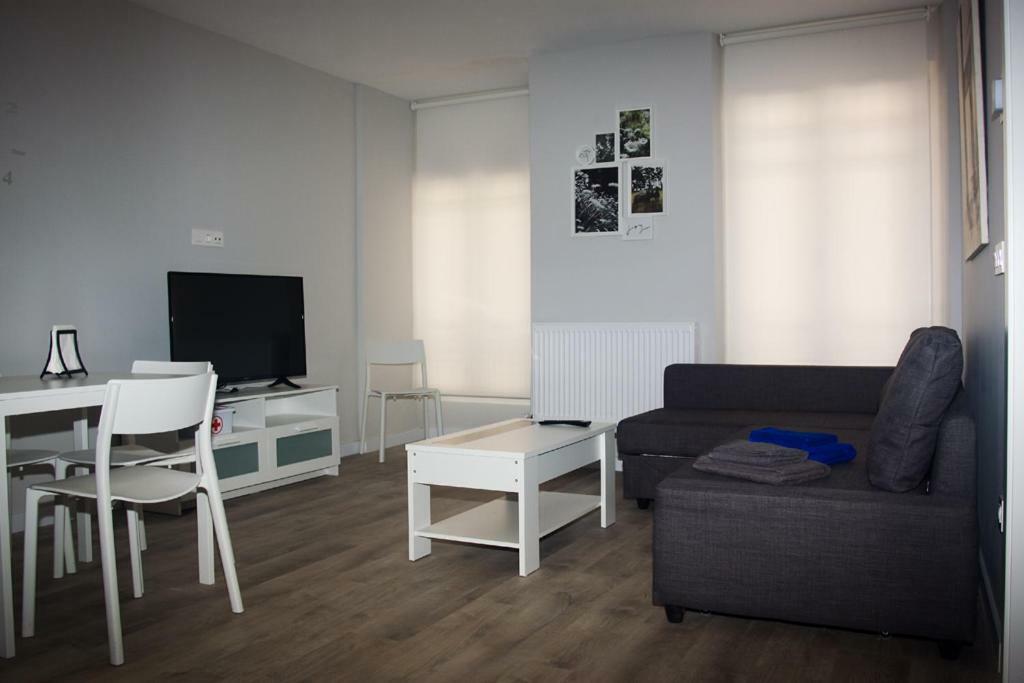 Apartamentos Gyc Viviendas Gold เลออน ภายนอก รูปภาพ